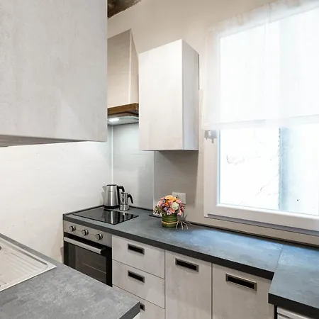 Apartamento 8 Mins From San Marco, Experience Authentic Veneza